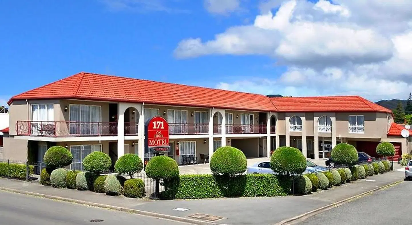 171 On High Motel EXTERIOR