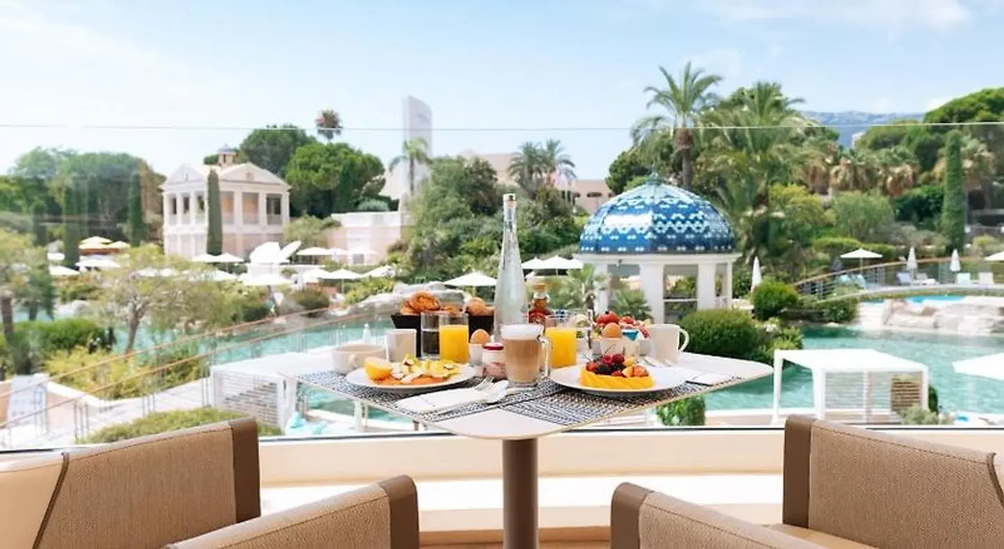 Monte-Carlo Bay Hotel & Resort TERRACE