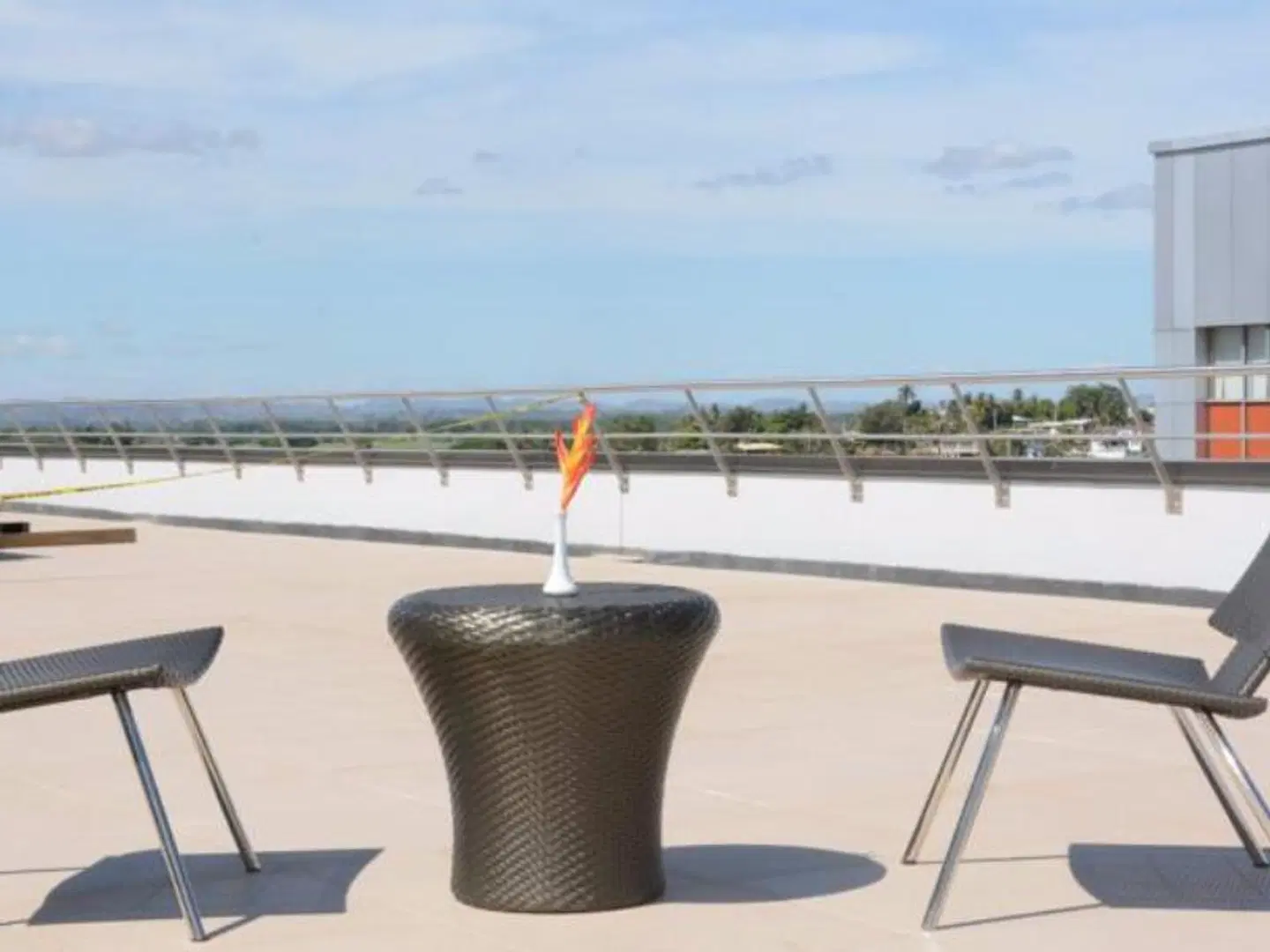 Ratsun Nadi Airport Apartment Hotel TERRACE