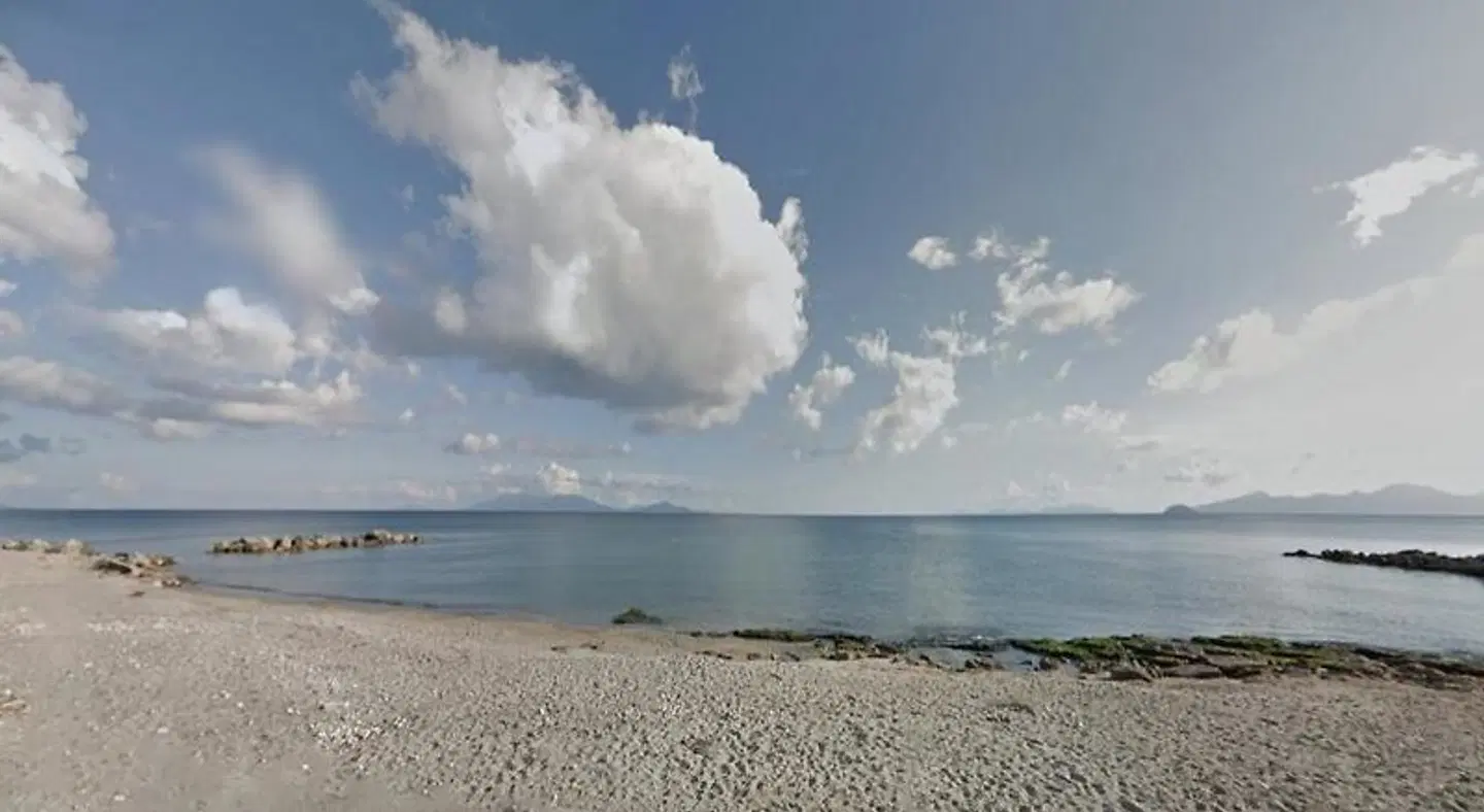 Cleopatra Kris Mari BEACH