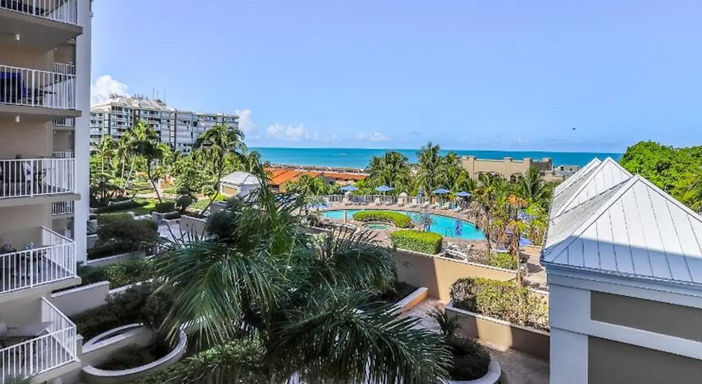 Marco Beach Ocean Resort GARDEN