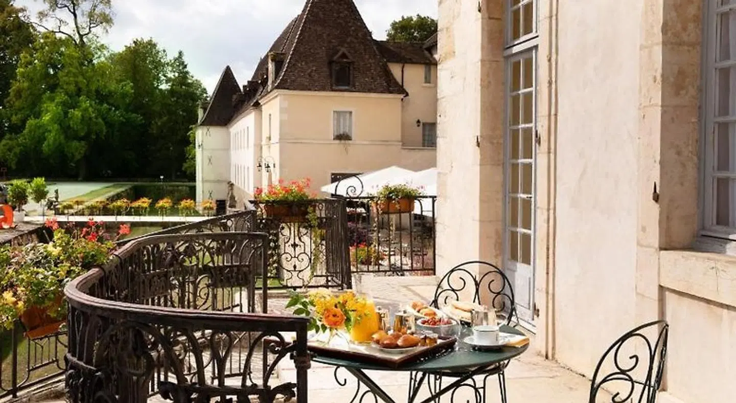 Château de Gilly TERRACE