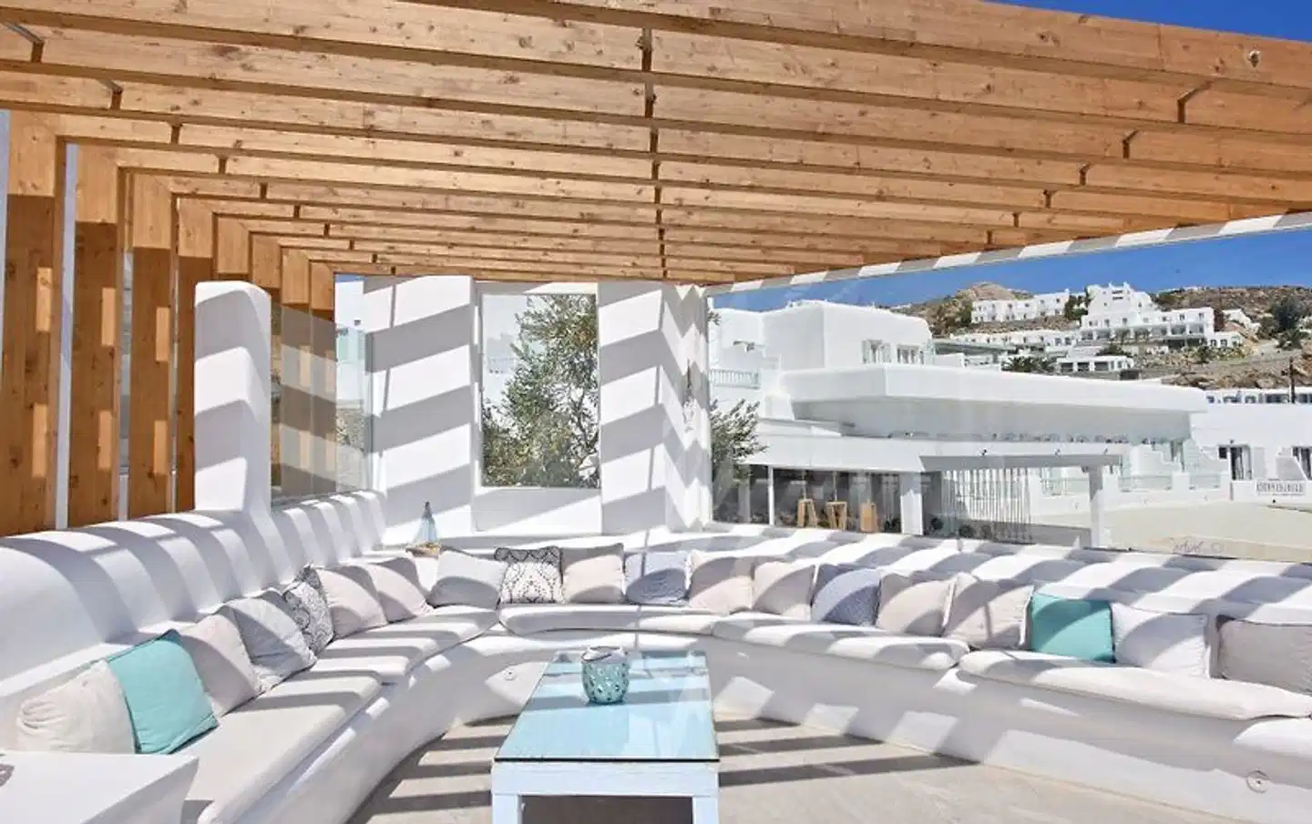 Petinos Beach Hotel Terrasse