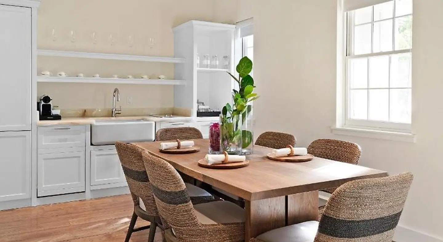 Pink Sands RESTAURANT