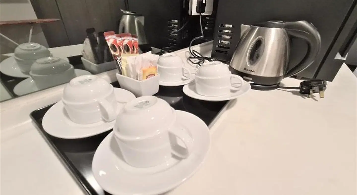 Nexus Regency Suites & Hotel RESTAURANT