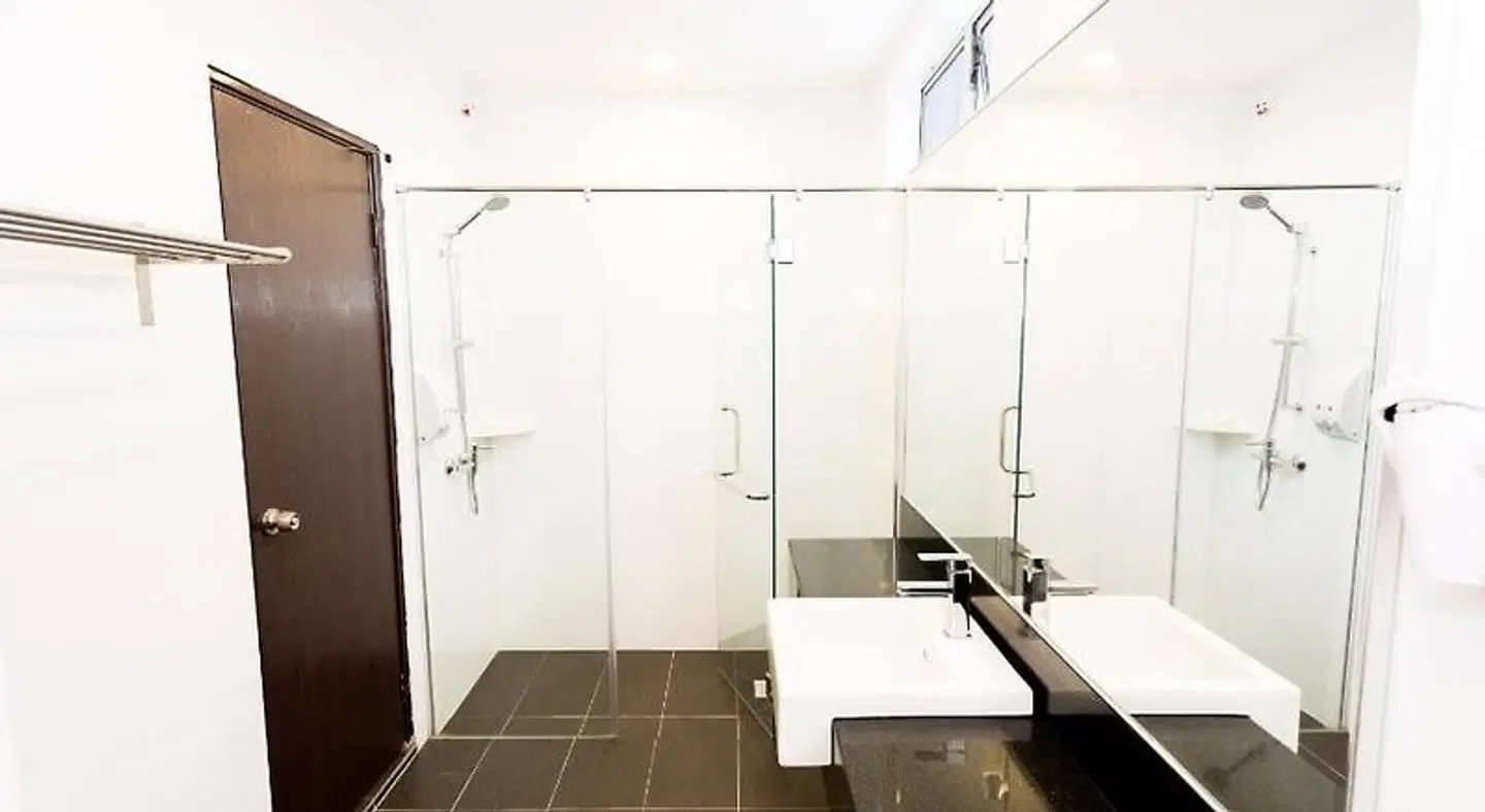 Icon Hotel Segamat BATHROOM