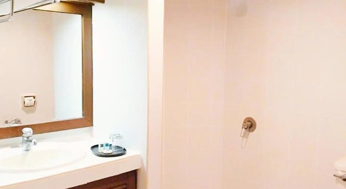 Sutra Beach Resort, Terengganu BATHROOM