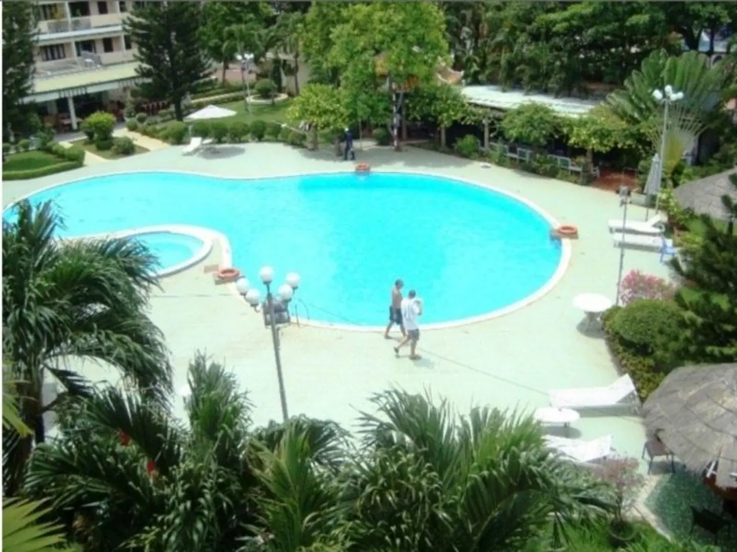 Royal Hotel OUTDOOR_POOL