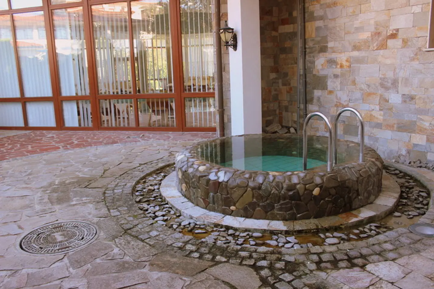 Royal Palace Helena Sands EXTERIOR