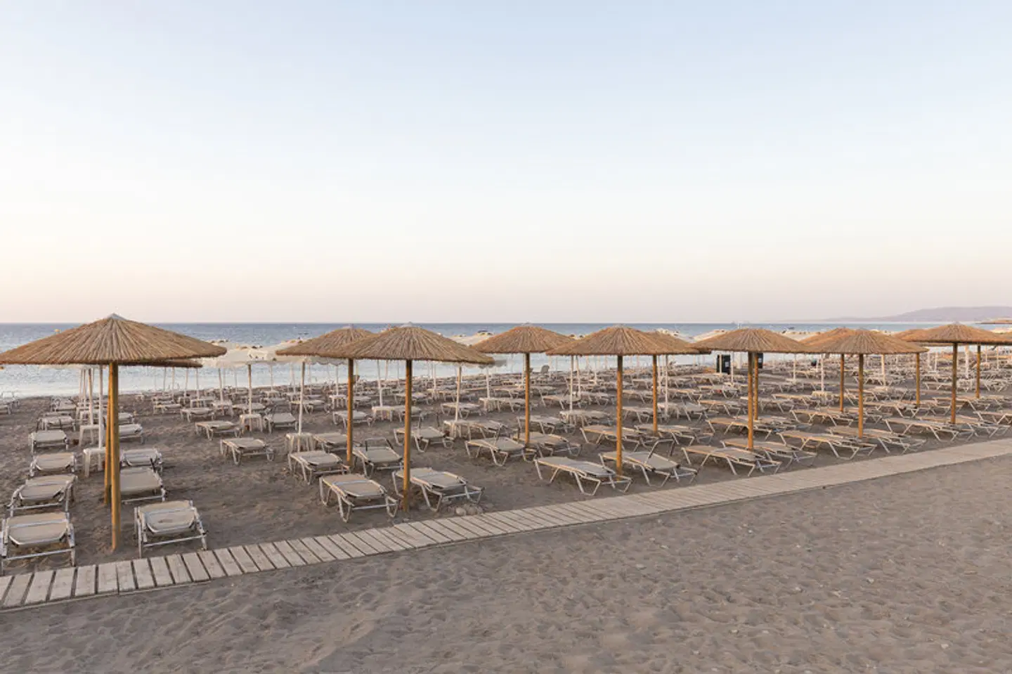 Costa Lindia Beach Resort BEACH