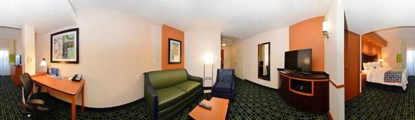 Fairfield Inn & Suites by Marriott Santa Cruz - Capitola ROOM_EXAMPLE