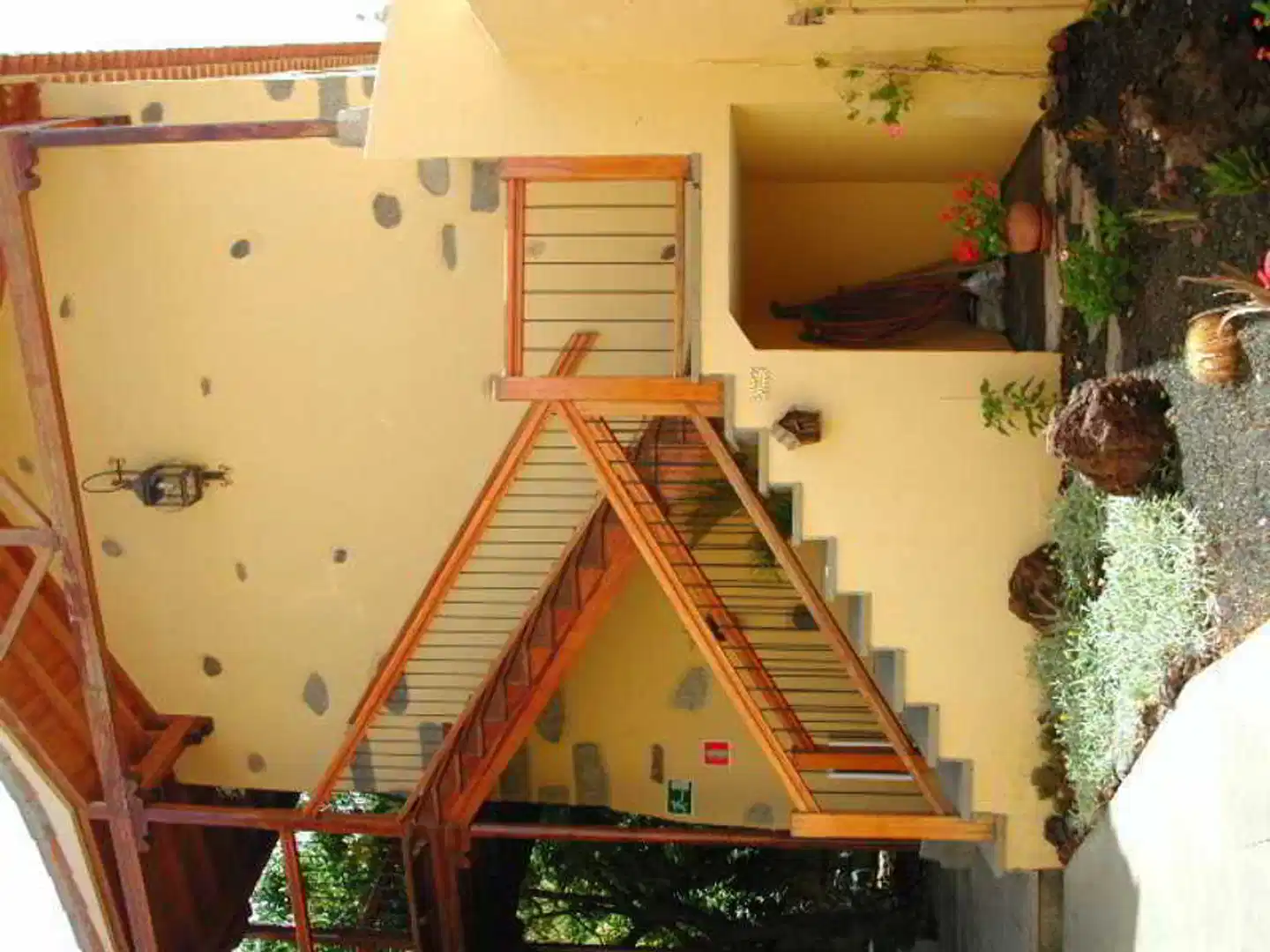 Casa de Los Camellos Lobby