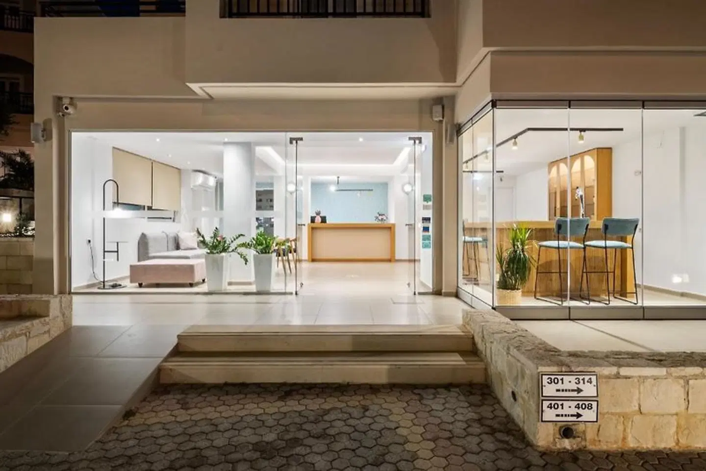 Rainbow Apartments LOUNGE_LOBBY