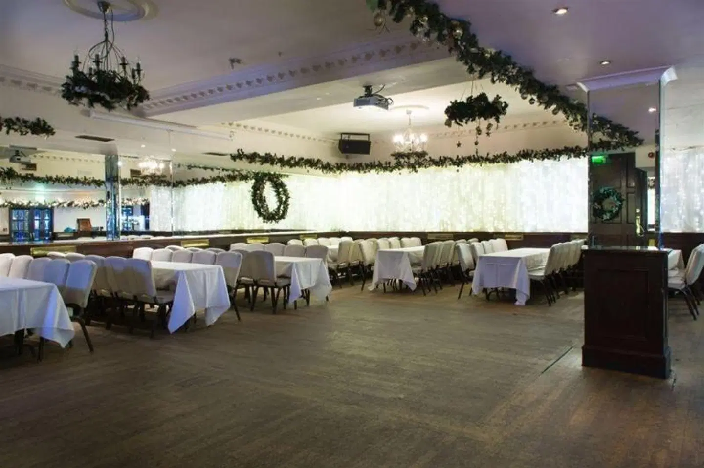 Russell Court Restaurant