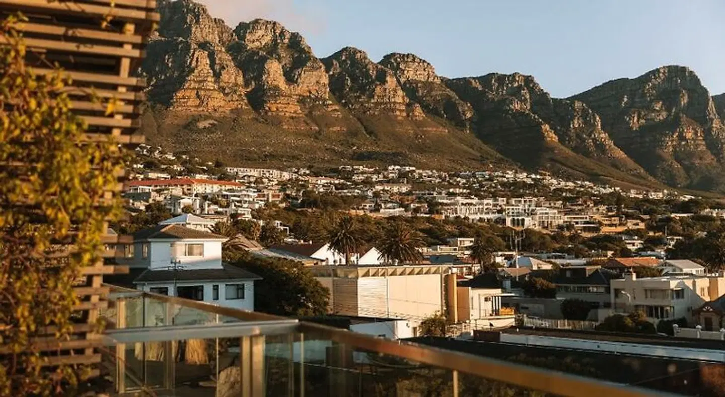 POD Camps Bay LANDSCAPE