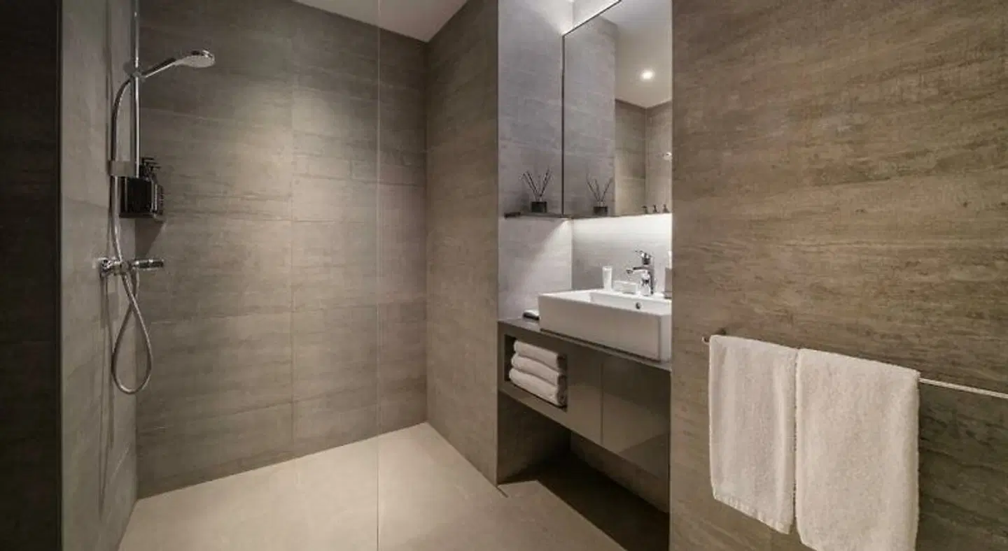 30 Bencoolen Badezimmer