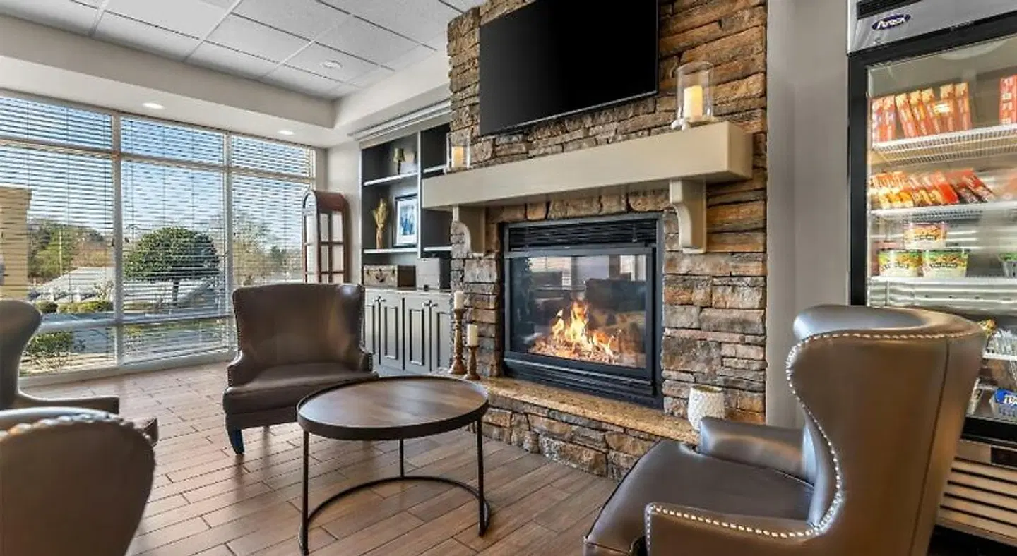 Hampton Inn Guntersville ROOM_EXAMPLE