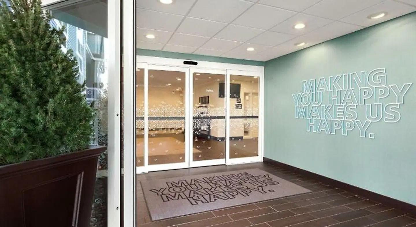 Hampton Inn Dover HEALTH_BEAUTY