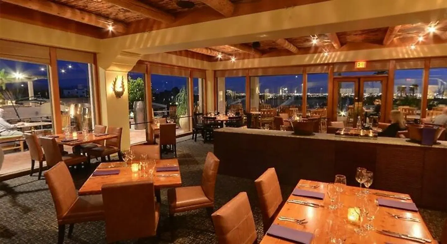 Westward Look Wyndham Grand Resort and Spa Bar