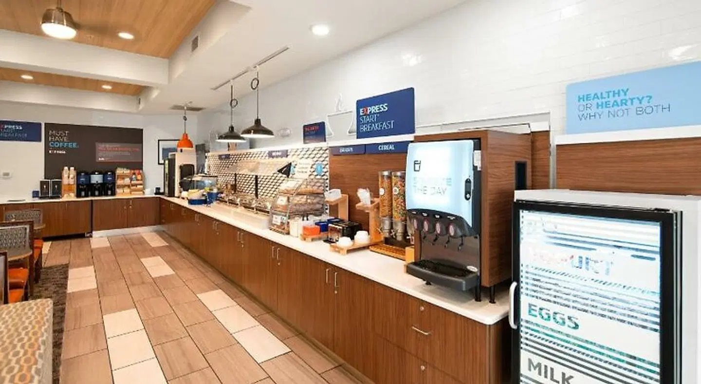 Holiday Inn Express & Suites Coeur D Alene I-90 Exit 11 by IHG Restaurant
