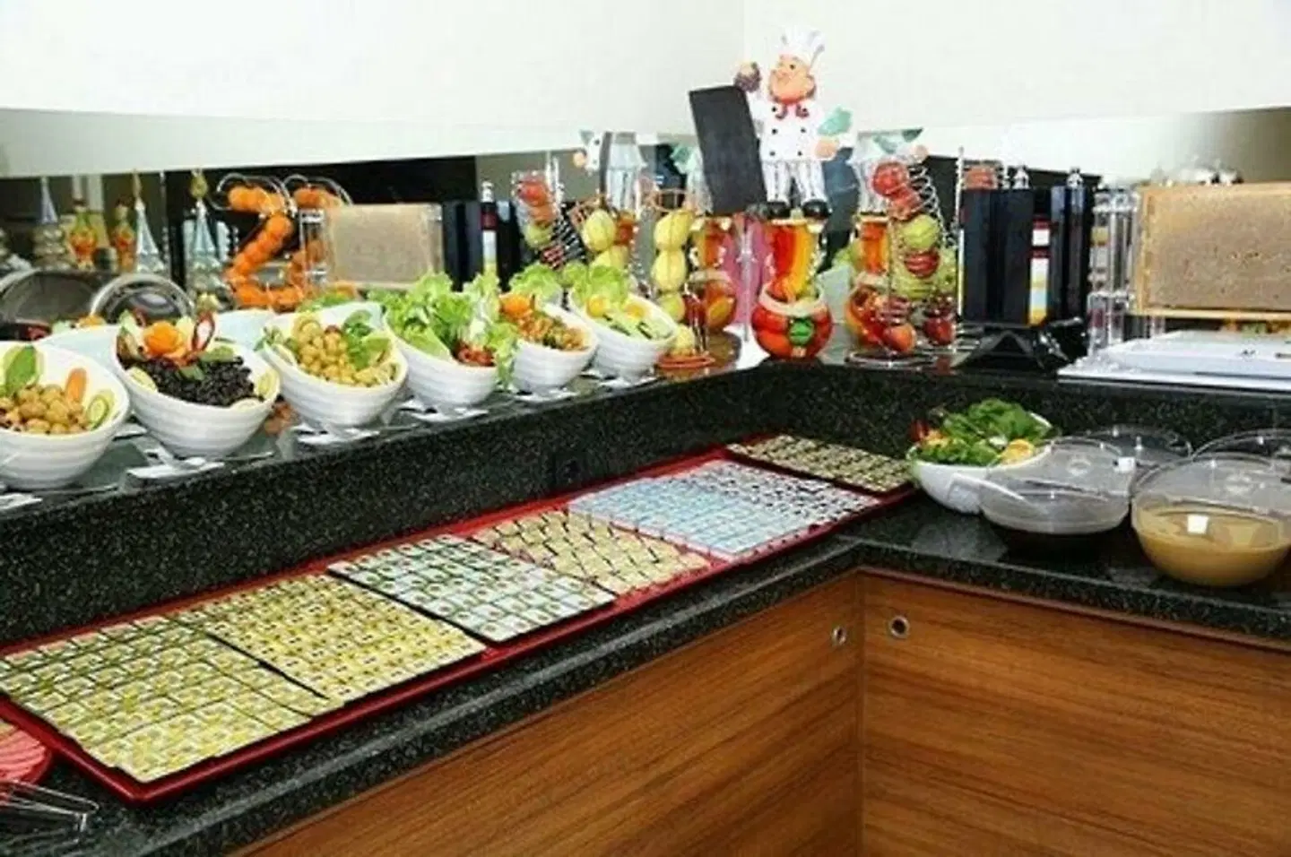 Golden Lounge Hotel Restaurant