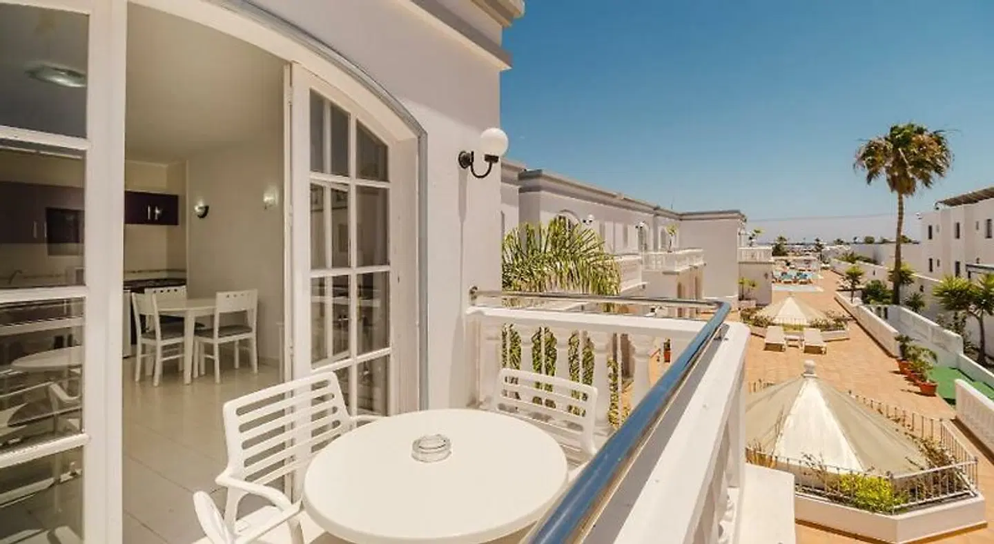 Apartamentos Corona Mar Terrasse