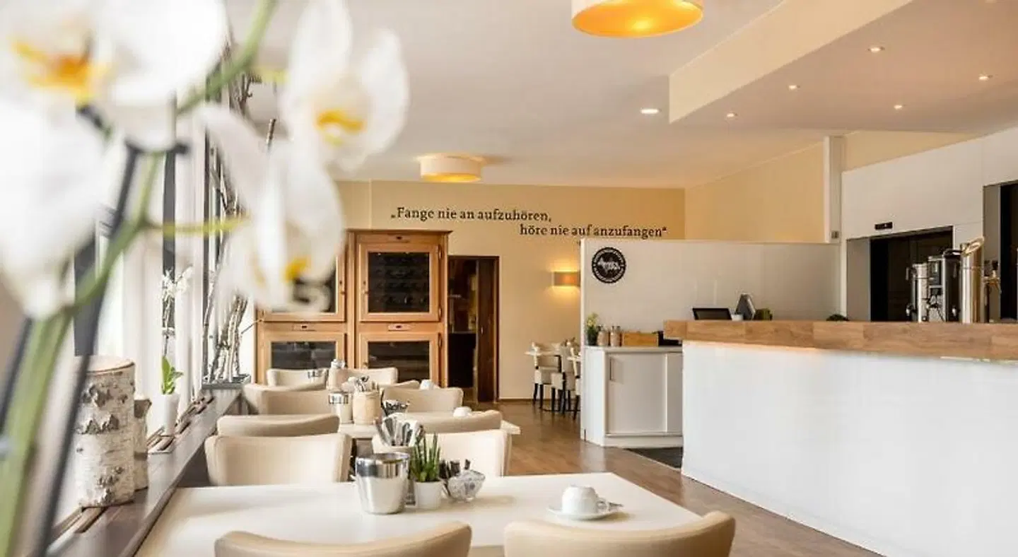 Garner Hotel ERLANGEN SÜD by IHG LOUNGE_LOBBY