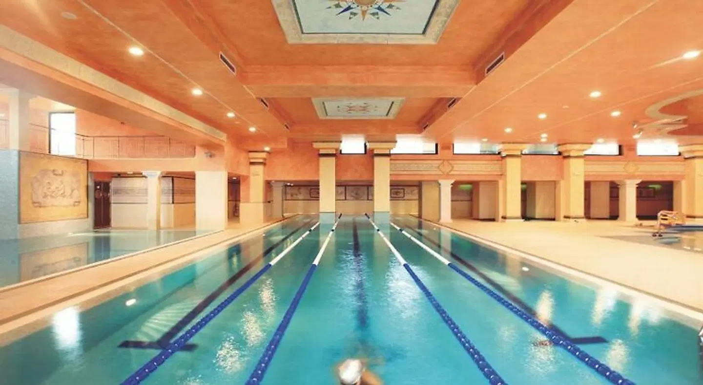 Villa Quaranta Park Wellness Hotel & SPA Hallenbad