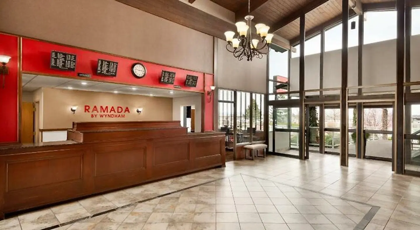 Ramada by Wyndham Spokane Airport LOUNGE_LOBBY