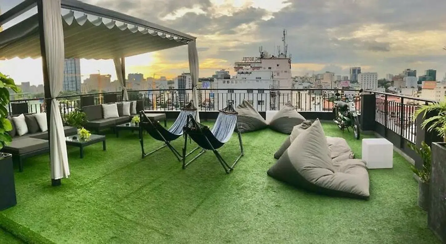 The Hammock Hotel Fine Arts Museum Tiere
