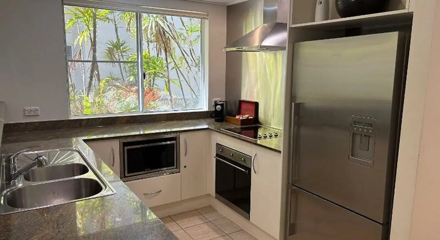 Mandalay Luxury Beachfront Apartments ROOM_EXAMPLE
