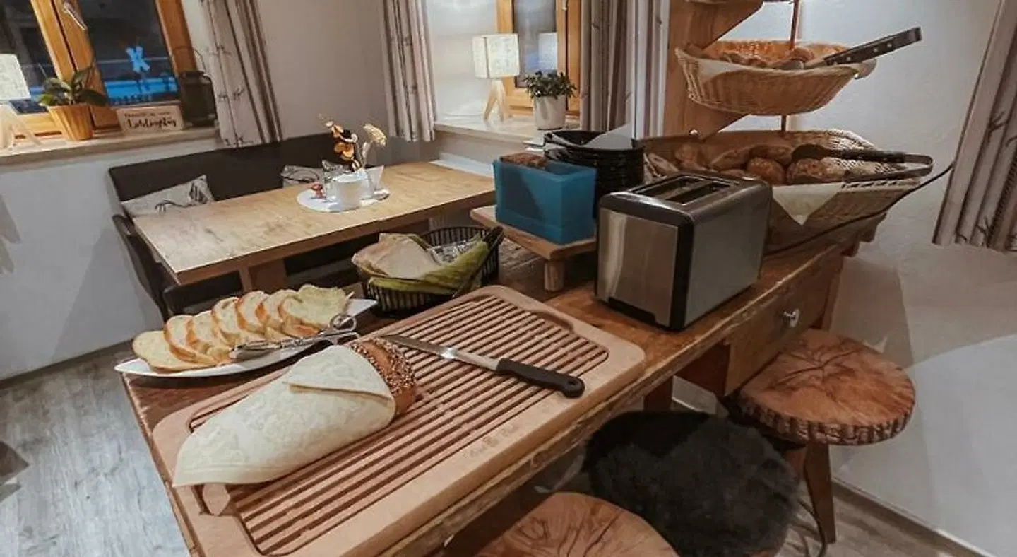 Achental ROOM_EXAMPLE