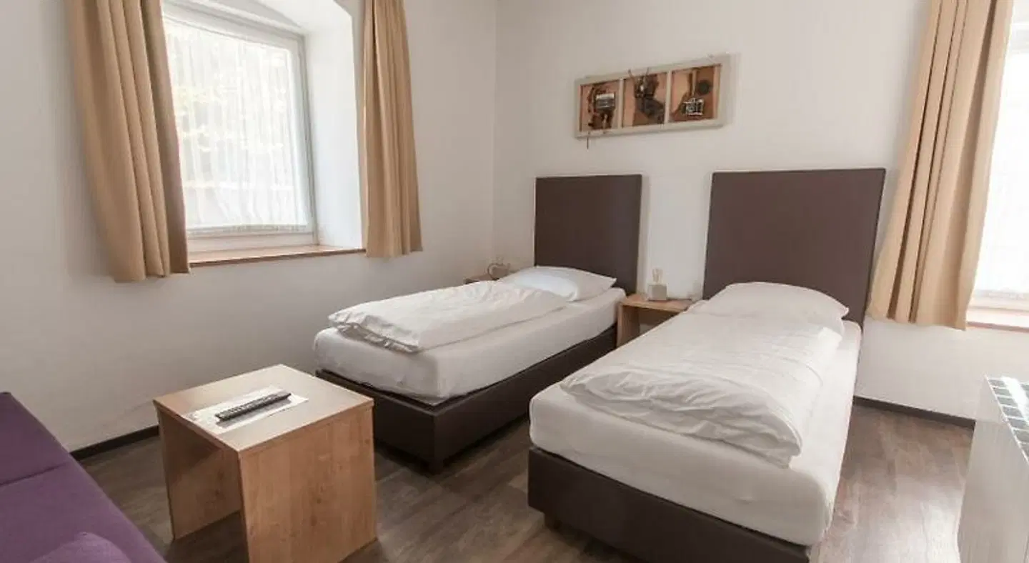 Pension Max ROOM_EXAMPLE