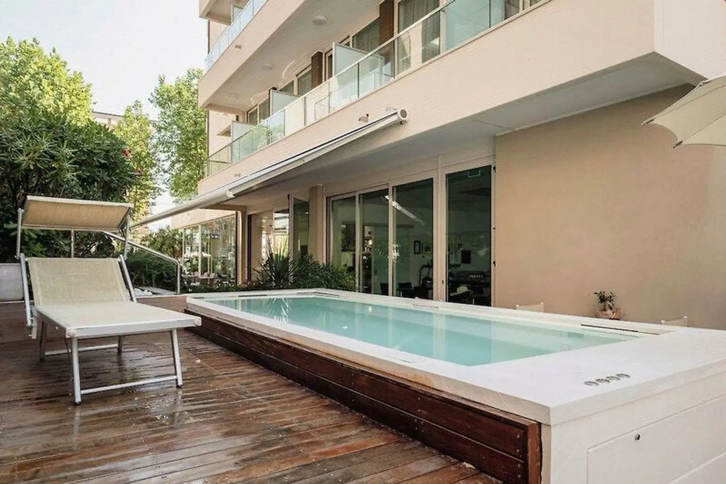 Cristallo OUTDOOR_POOL