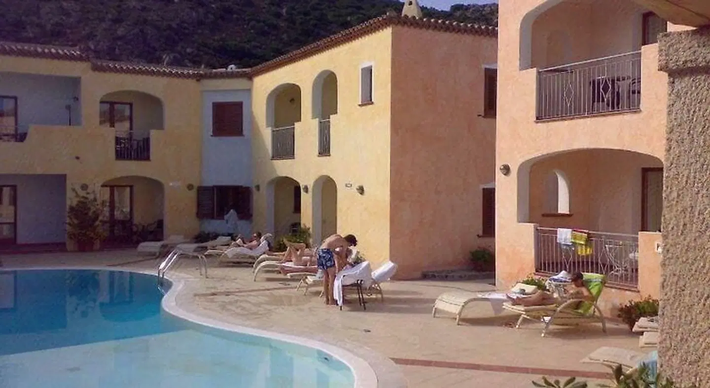 Monti Di Mola OUTDOOR_POOL