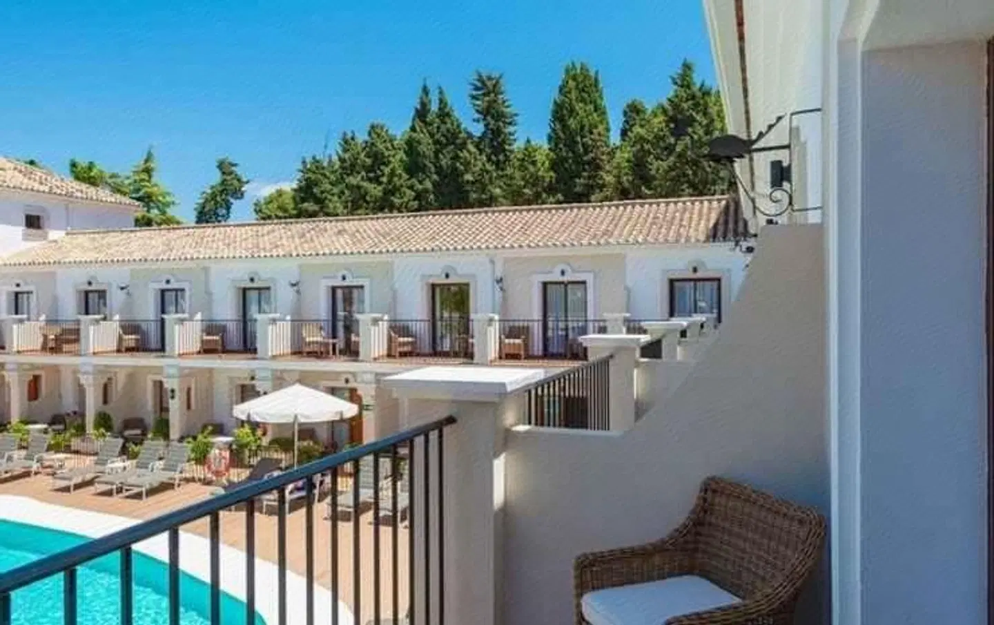 Paloma Blanca Boutique Hotel Terrasse