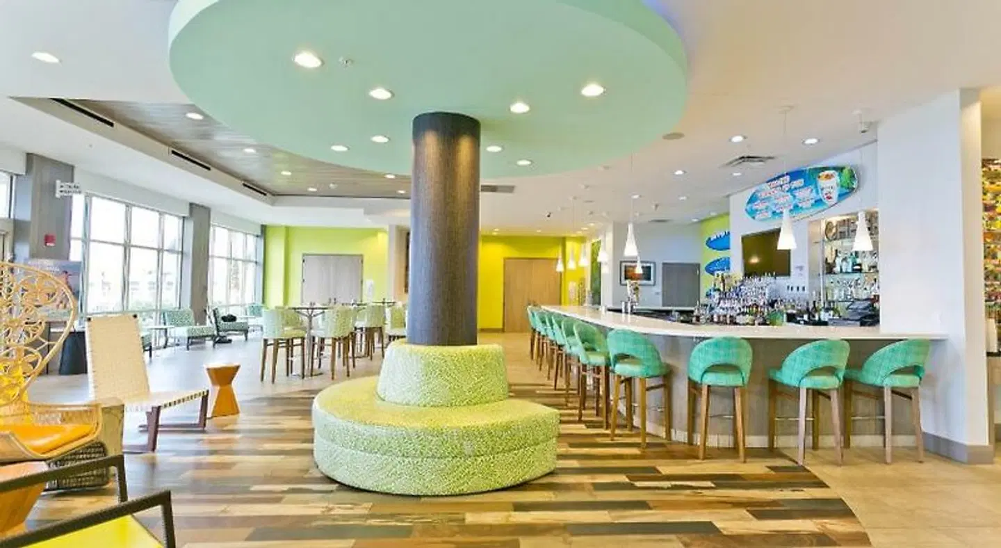 Holiday Inn Resort Fort Walton Beach Bar