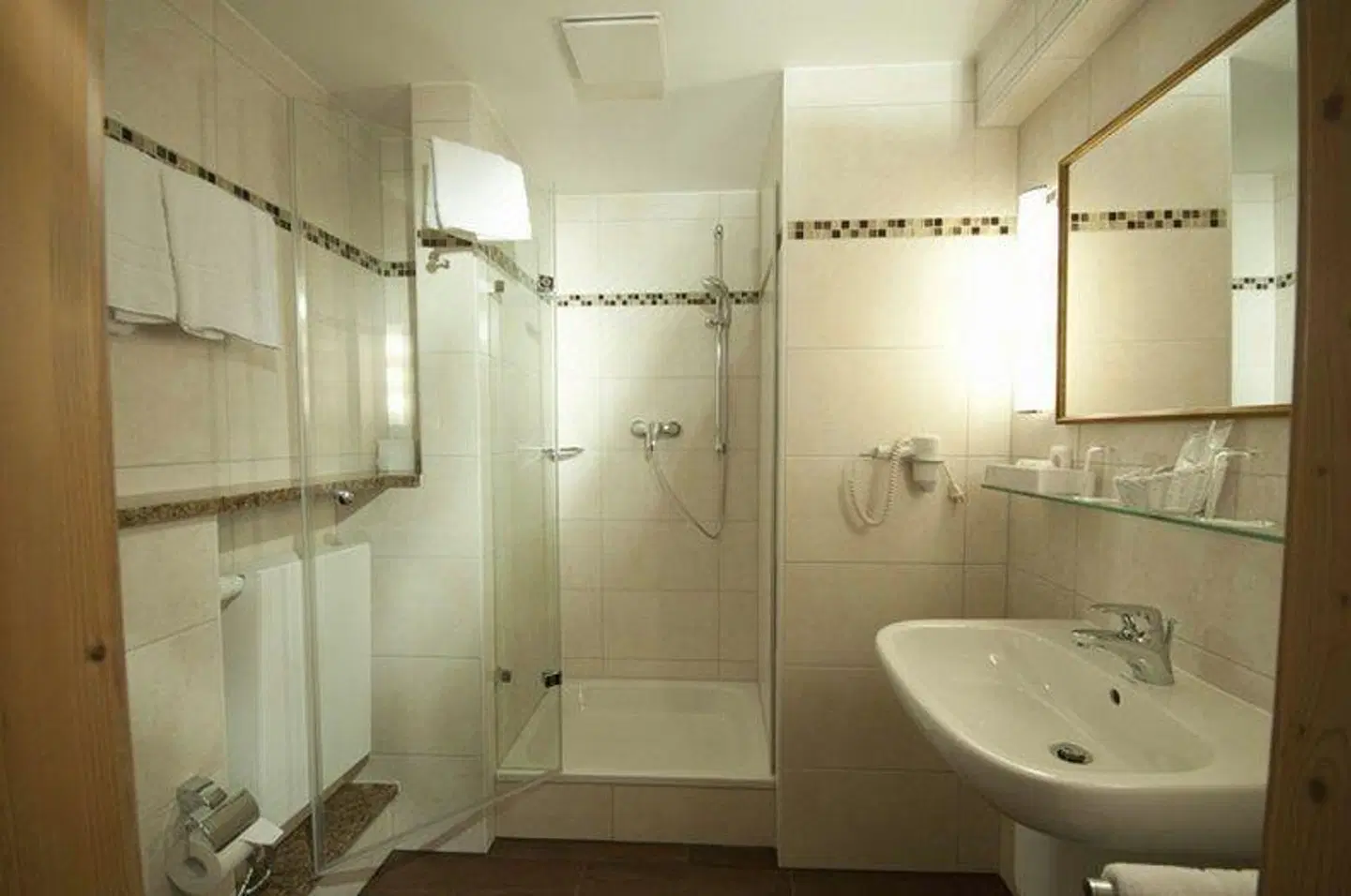 Glasl's Landhotel Badezimmer