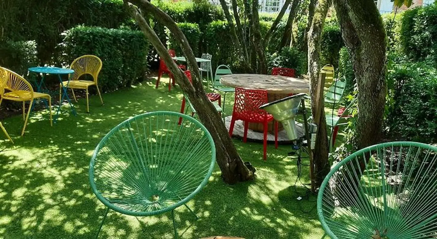 Domaine De Peyrolade Garten