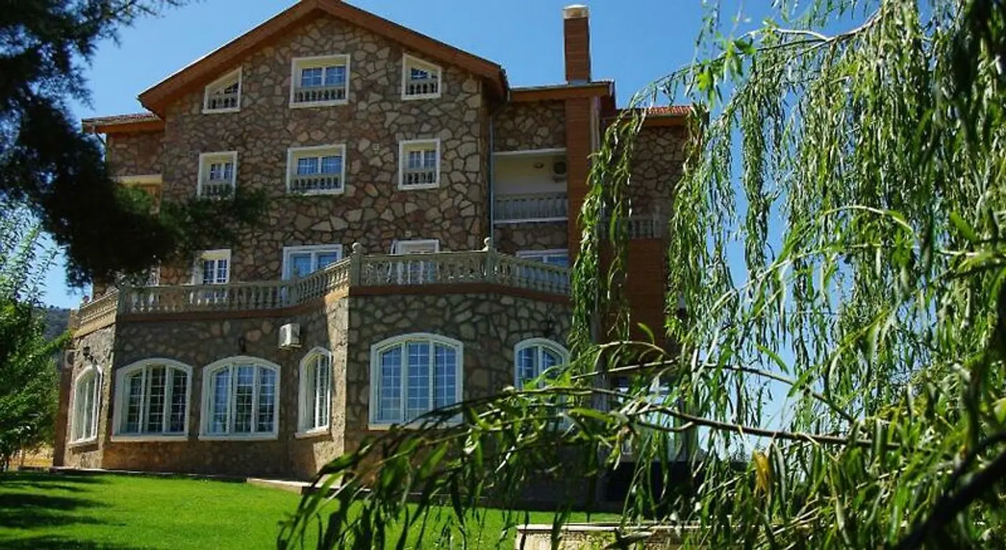 Le Palais des Cerisiers EXTERIOR