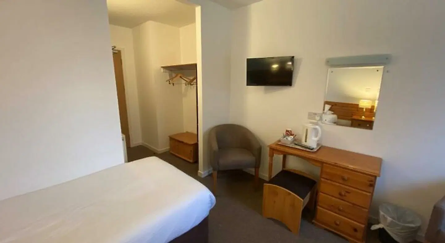 Smithton Hotel ROOM_EXAMPLE