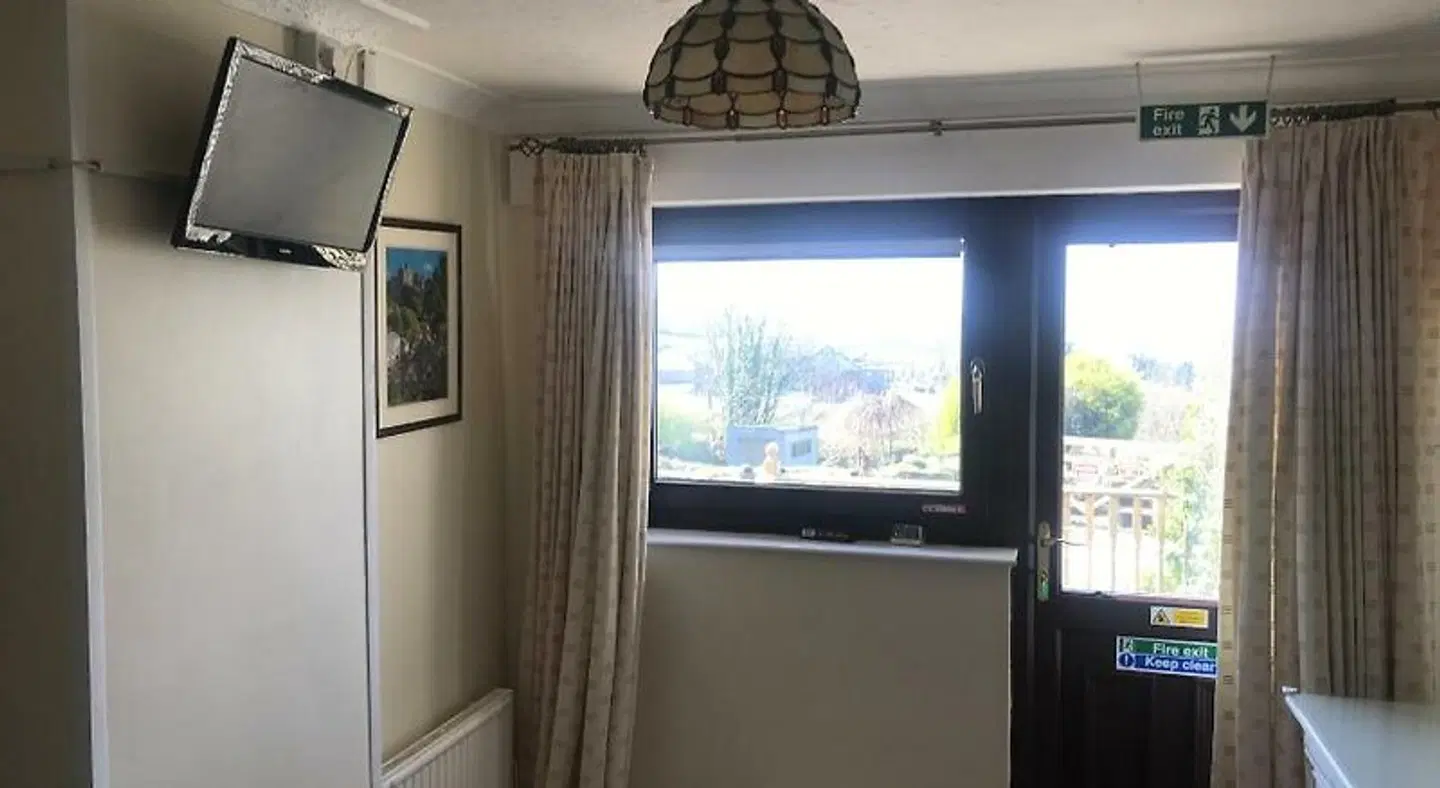 Stoke House Bed and Breakfast ROOM_EXAMPLE