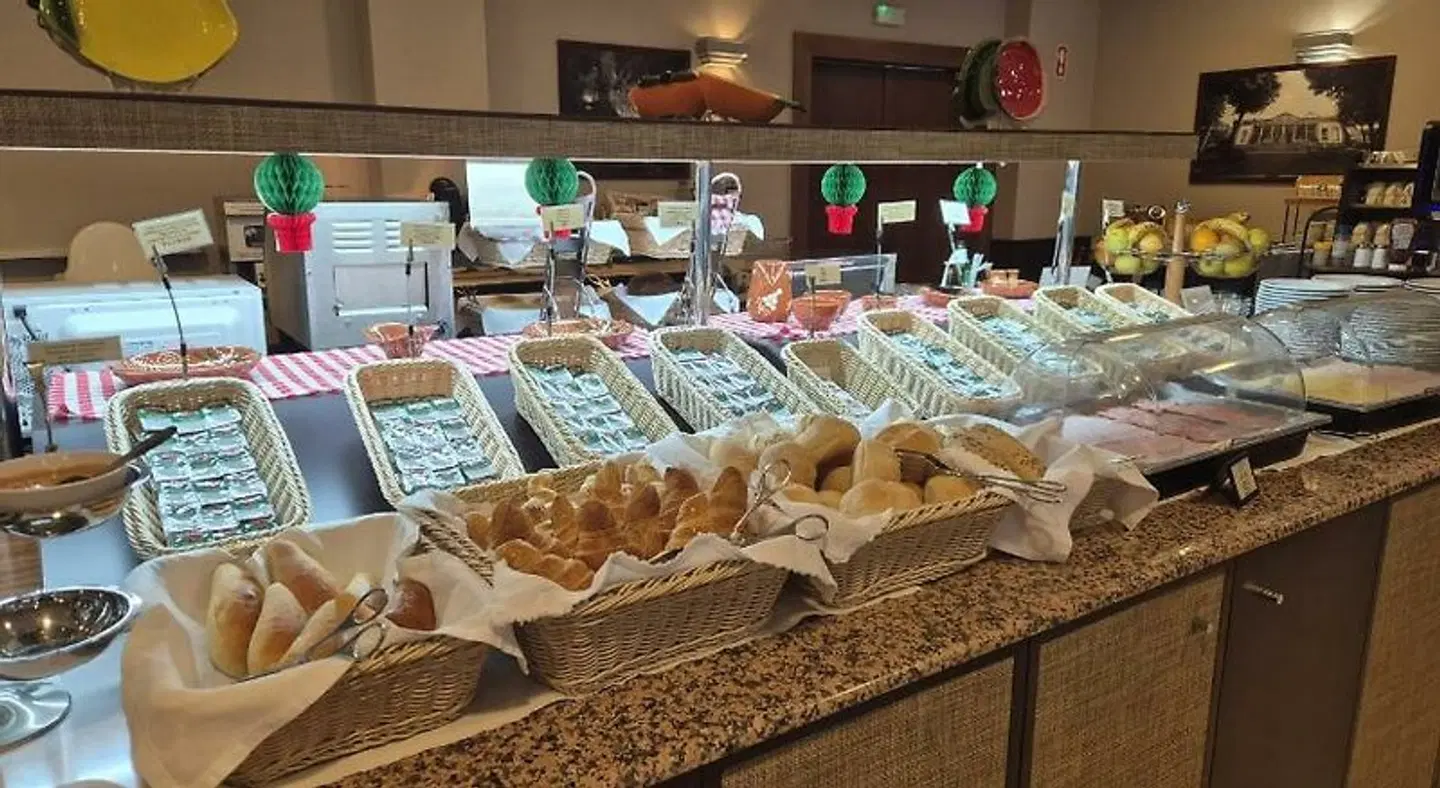 Feira Pedra Bela Restaurant