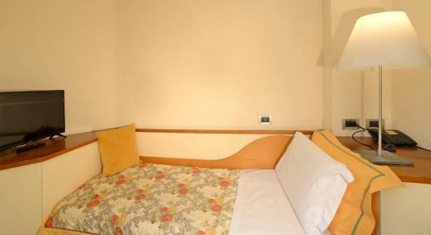 Bijou ROOM_EXAMPLE
