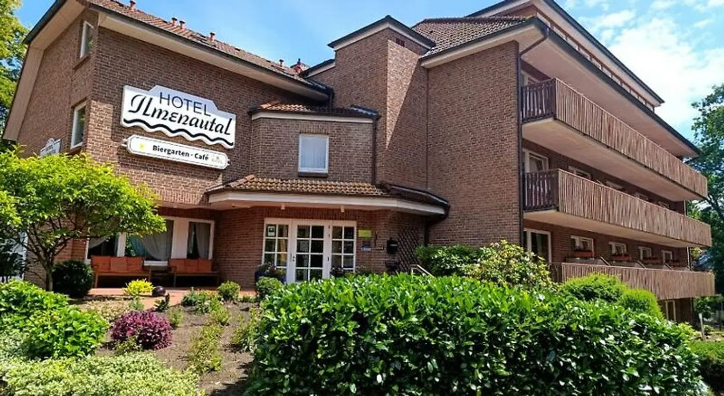 Hotel Ilmenautal EXTERIOR