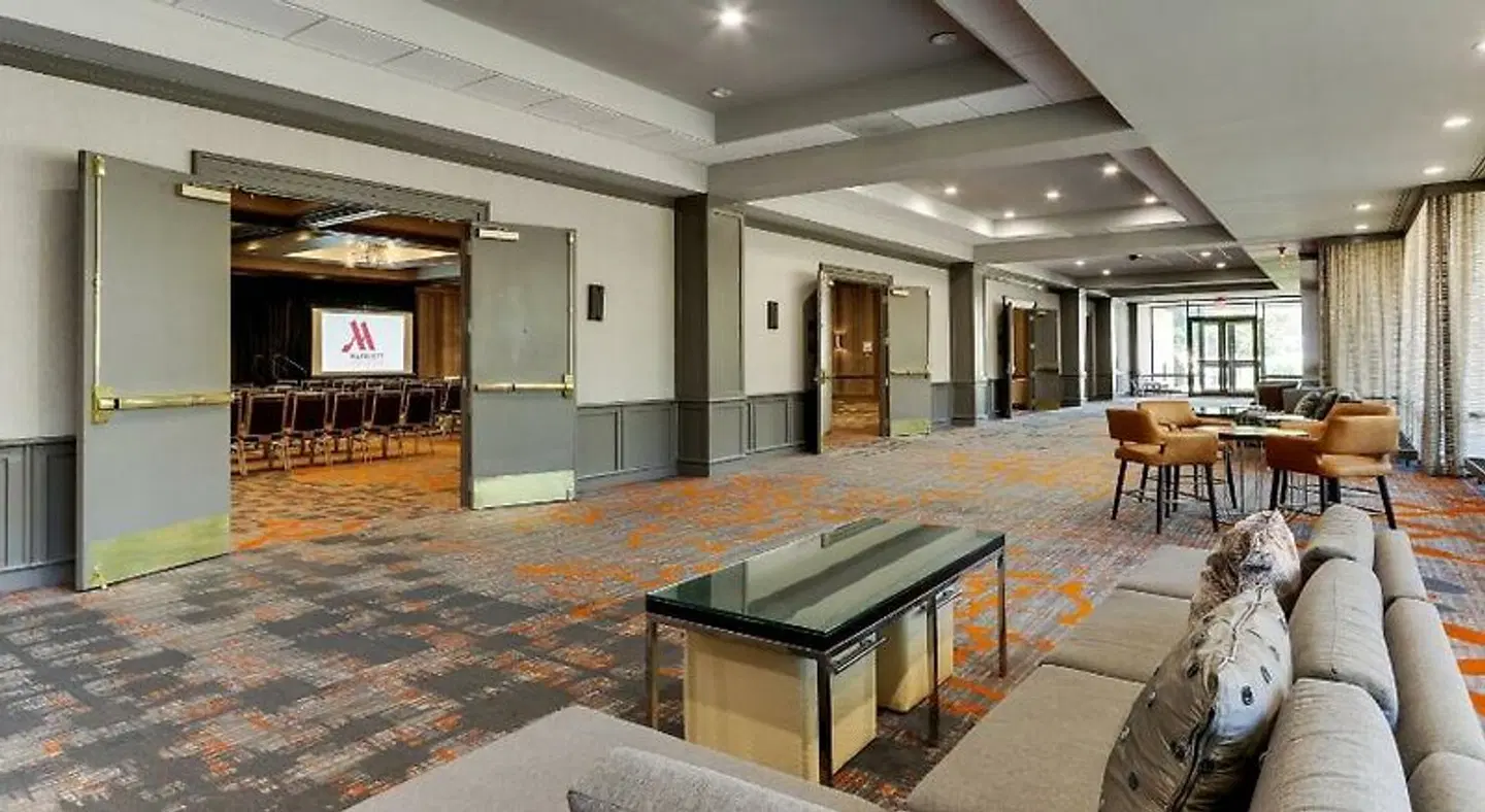 Huntsville Marriott at the Space & Rocket Center LOUNGE_LOBBY