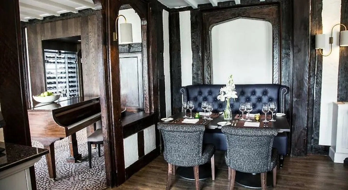 Stone Manor Hotel ROOM_EXAMPLE