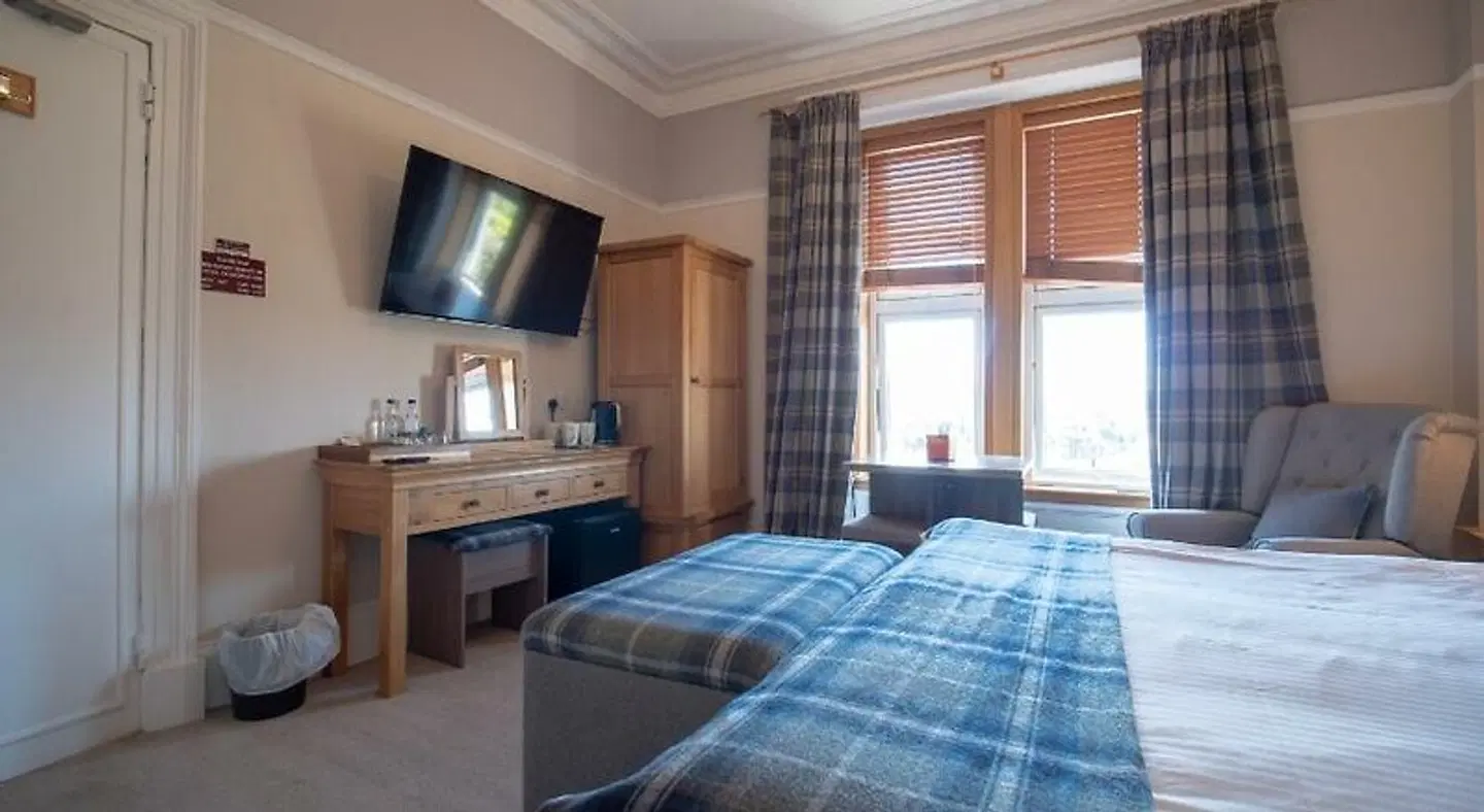 The Redcliffe ROOM_EXAMPLE