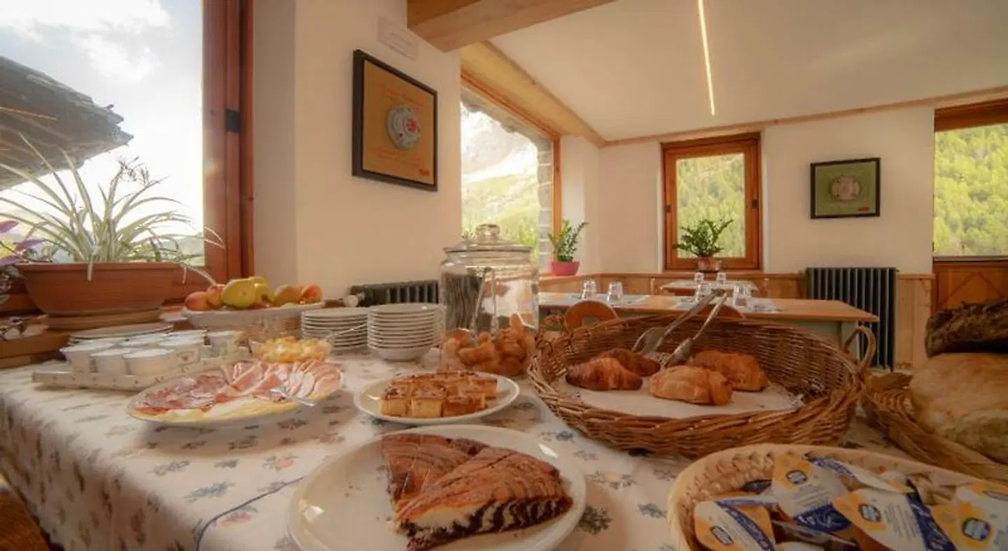 Hotel Ristorante Perret Restaurant