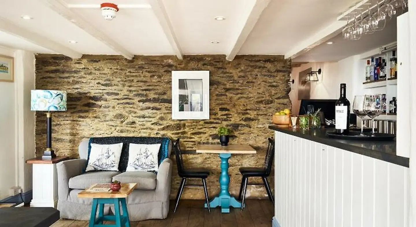 The Lugger ROOM_EXAMPLE